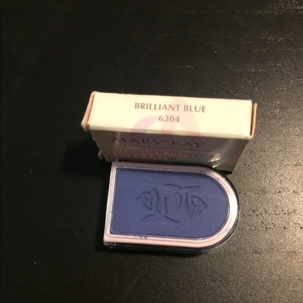 Mary Kay Brilliant Blue powder perfect eye color